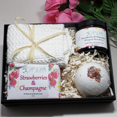 Strawberries & Champagne Bath Gift Set - Organik Beauty